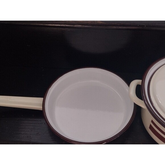 Vintage Enamel 3 PCs Pot Set - Picture 7 of 7